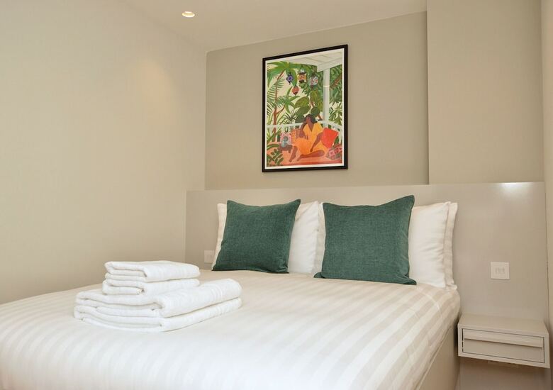 Cromwell Serviced Apartment