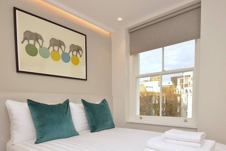 Cromwell Serviced Apartment