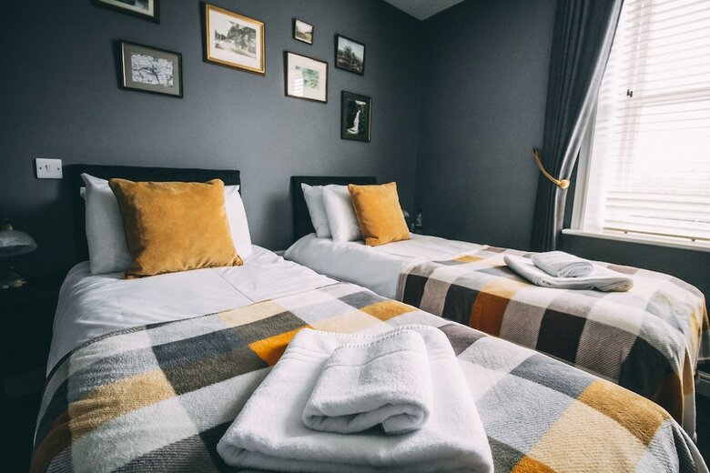 Weavers Guest House