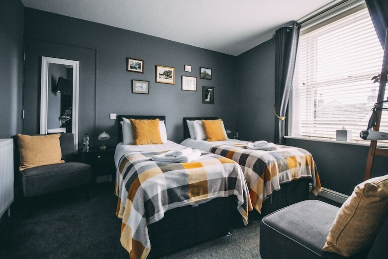Weavers Guest House