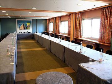 Des Congres Hotel