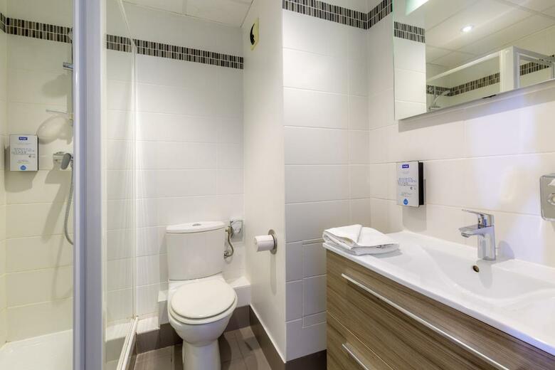 Hotel Kyriad Avignon (.)