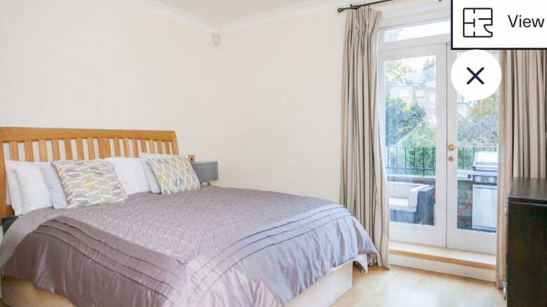 English Garden Apartment