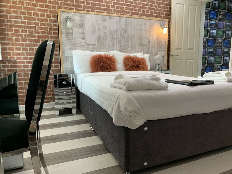 Ivy Mount Boutique