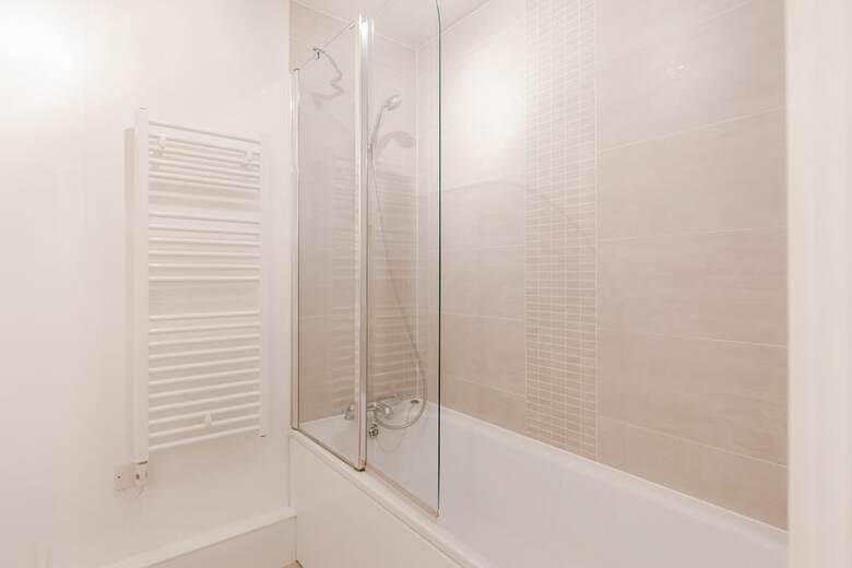 Roomspace Apartments -the Hurley