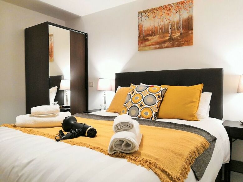Comfy City Center Apartment
