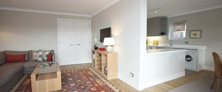 A Place Like Home - Chelsea Apartment With River Views