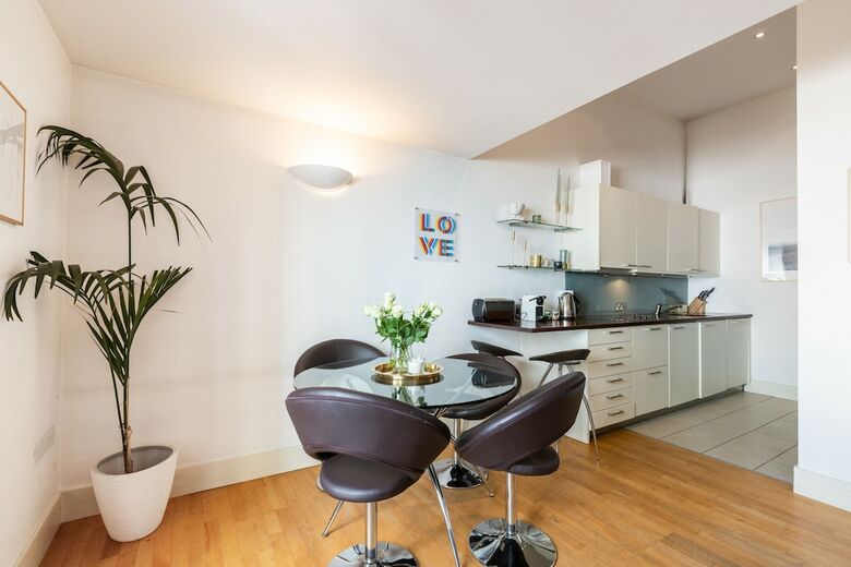 Apartamentos 2 Bdr In Kensington E1 By The Residences