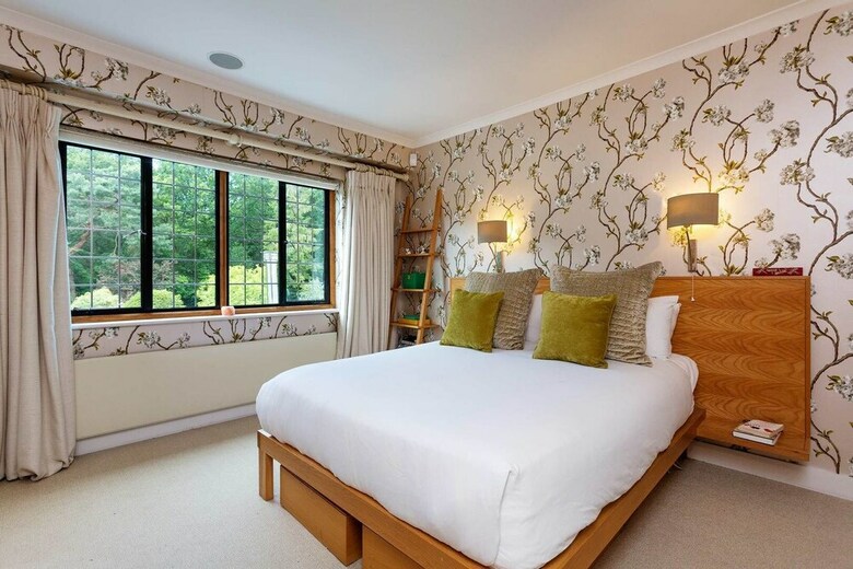 A Charming Richmond Garden