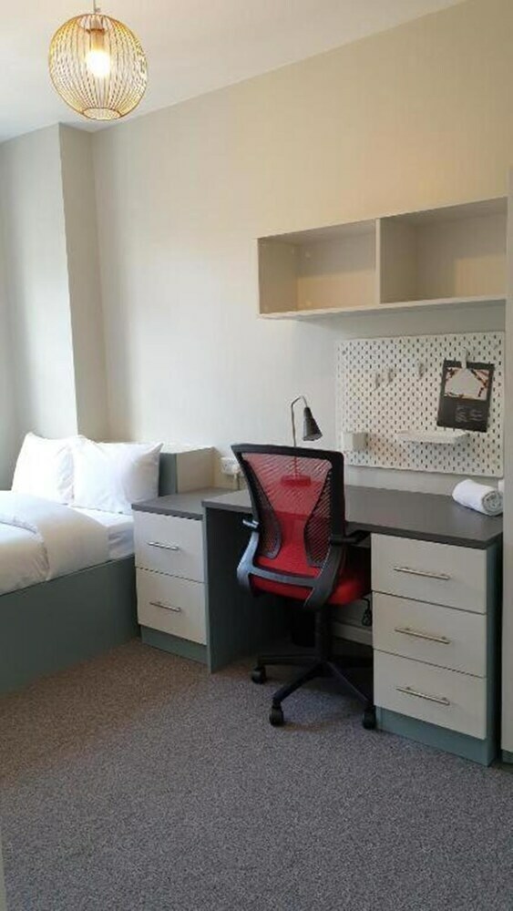 Bed & Breakfast Modern Rooms And Studio In Westminster