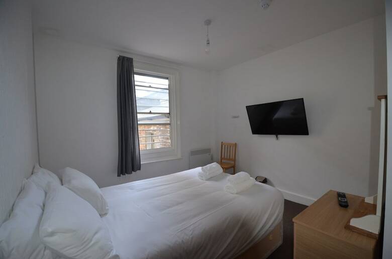 Central Comfort Rooms