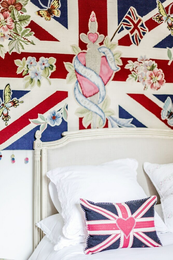 Exquisite Designers Abode