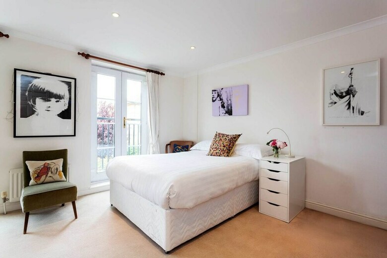 Chiswick Riverside Home