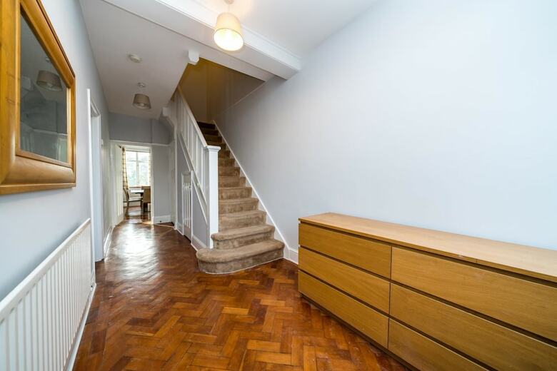 Apartamentos New Stunning 3 Bedroom House Centre Wembley