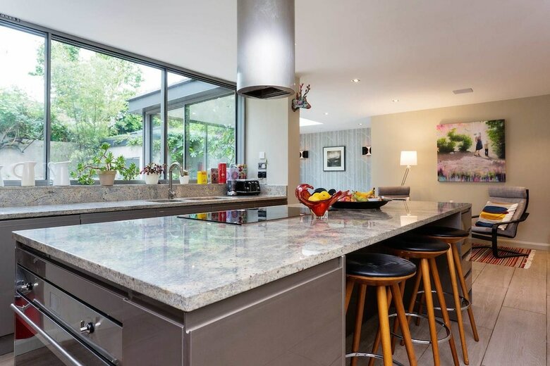 Veeve - Clapham Garden