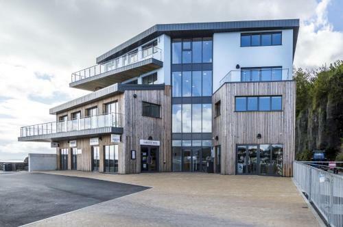 Hotel No 2 Ocean Cabins - Saundersfoot Harbour - Saundersfoot