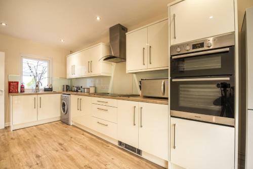The Cwtch - 3 Bedroom Holiday Home - Pentlepoir