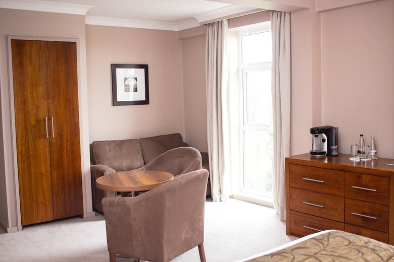 Humber Royal Hotel