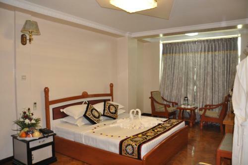 Golden City Crown Hotel