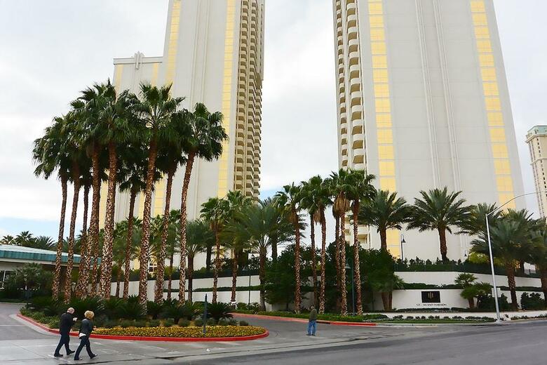 Hotel The Signature At Mgm