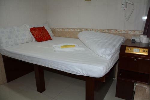 Hostal Everest Hostel