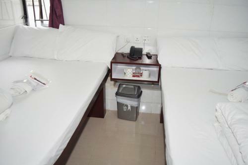 Hostal Pay-less Guesthouse