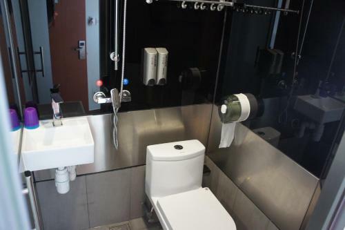 Hostal Ocean Inn