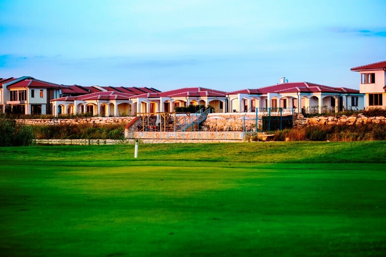Hotel Lighthouse Golf And Spa