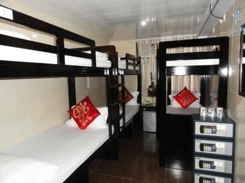 Hostal Days Hotel