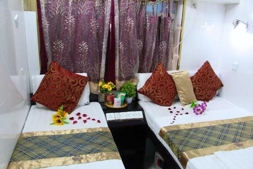 Hostal Kamal Deluxe