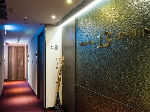 The Bauhinia Hotel - Tsim Sha Tsui