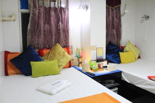 Hostal Kamal Traveller Hostel