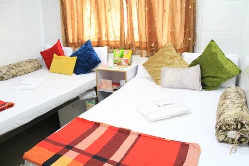 Hostal Kamal Traveller Hostel