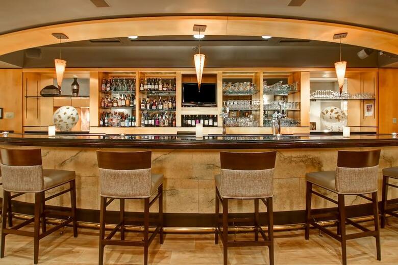 Doubletree By Hilton Hotel Toronto Downtown