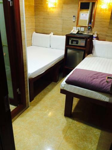 Hostal Sleep In Hotel