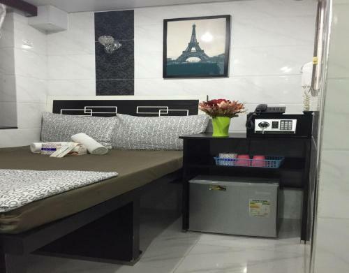 Hostal Hotel Skylark
