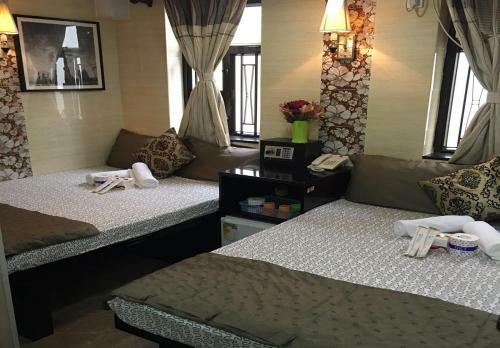 Hostal Hotel Skylark