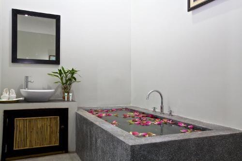 Hotel Bamboo Residence