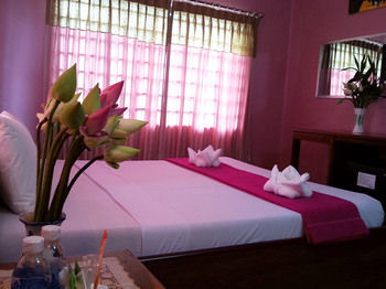 Hostal Ta Som Guesthouse & Tour Services