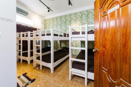 Hostal Krorma Yamato Guesthouse