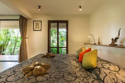Villa Amatao Tropical Residence