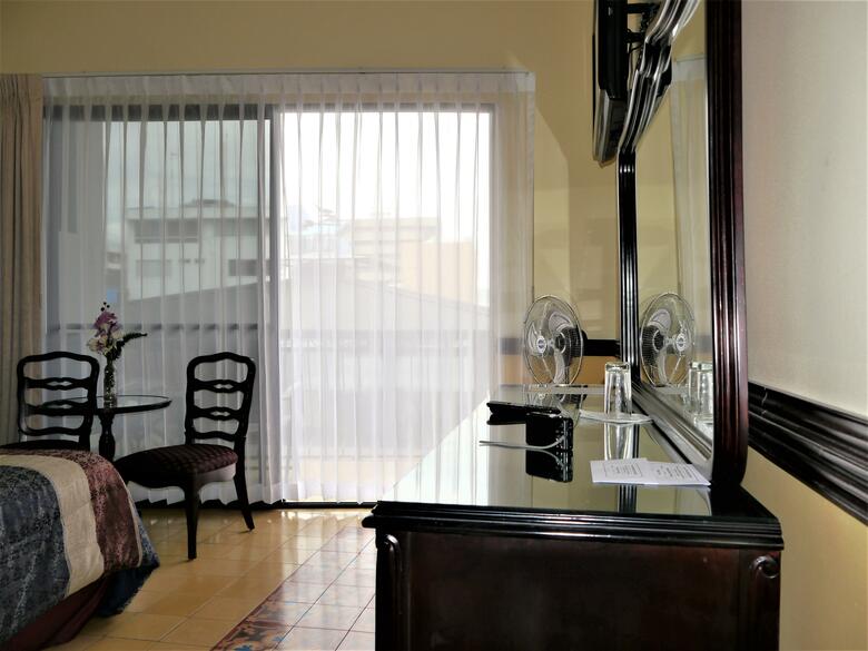 Hotel Santo Tomas