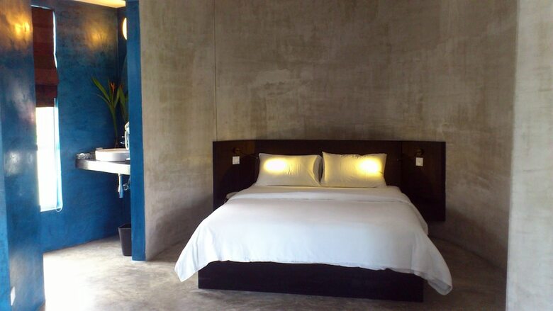 Men's Resort & Spa (Gay Hotel)