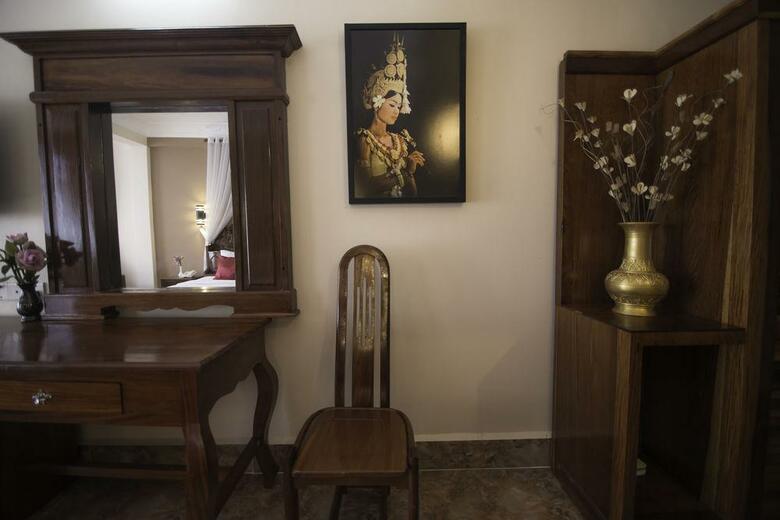 Reaksmey Chanreas Hotel