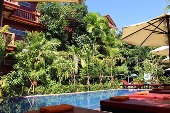 Hostal Bou Savy Guesthouse