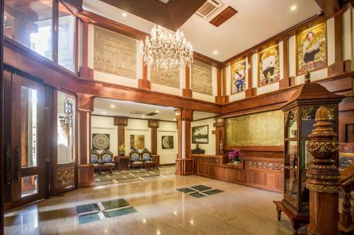 Hotel Empress Residence Resort And Spa