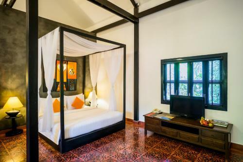 Mulberry Boutique Hotel