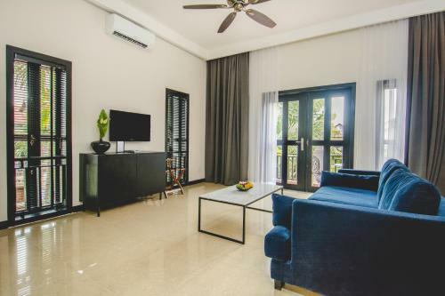 Mulberry Boutique Hotel