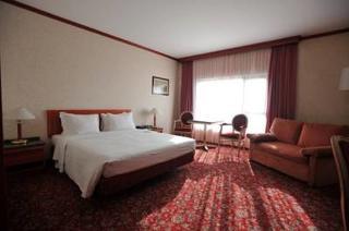 Hotel Russott