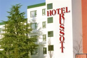Hotel Russott